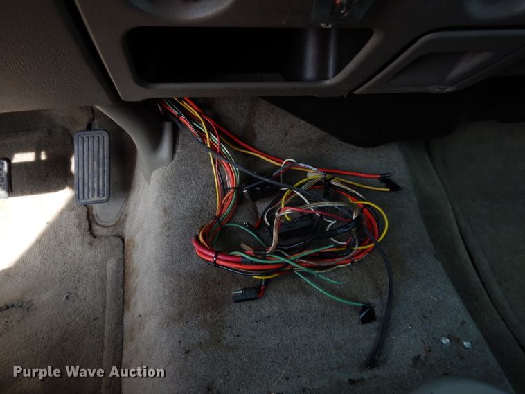 image for item DJ4363 2005 Chevrolet Tahoe  SUV