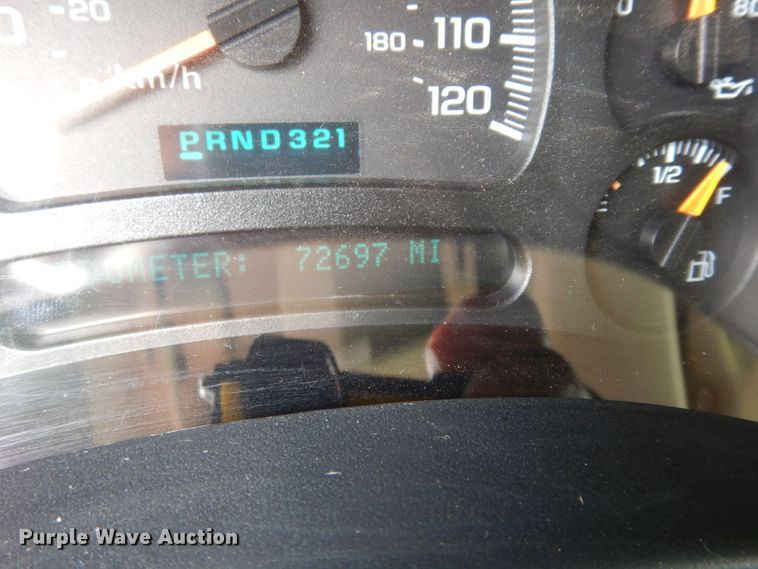 image for item DJ4363 2005 Chevrolet Tahoe  SUV