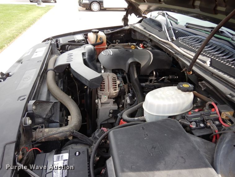 image for item DJ4363 2005 Chevrolet Tahoe  SUV