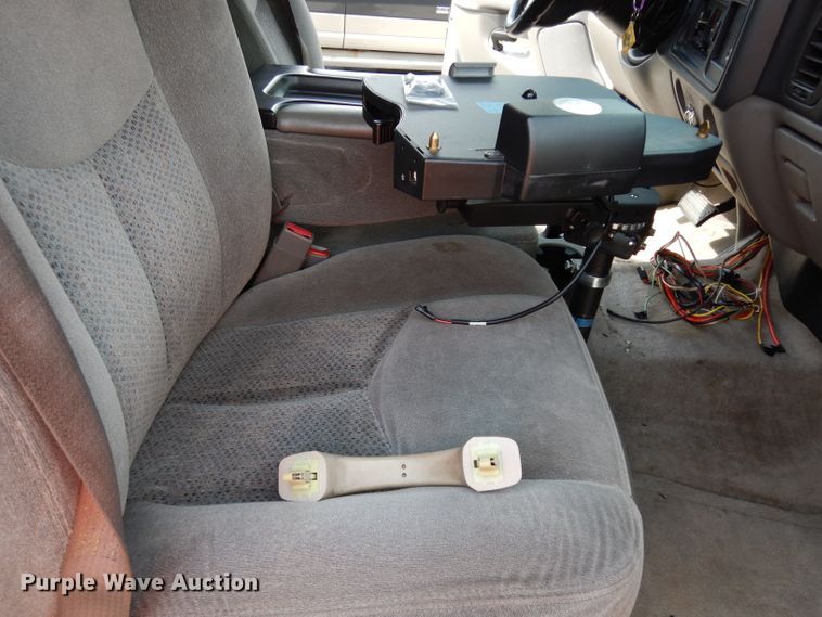 image for item DJ4363 2005 Chevrolet Tahoe  SUV