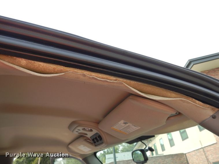 image for item DJ4363 2005 Chevrolet Tahoe  SUV