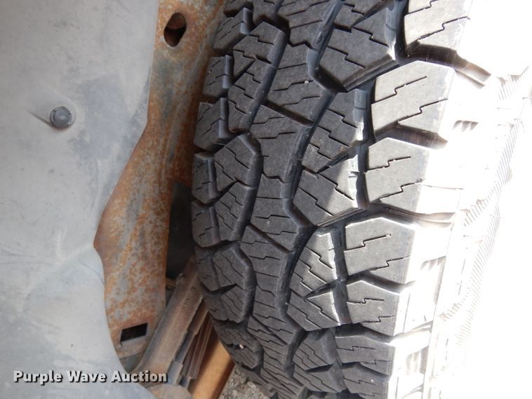 image for item DJ4363 2005 Chevrolet Tahoe  SUV