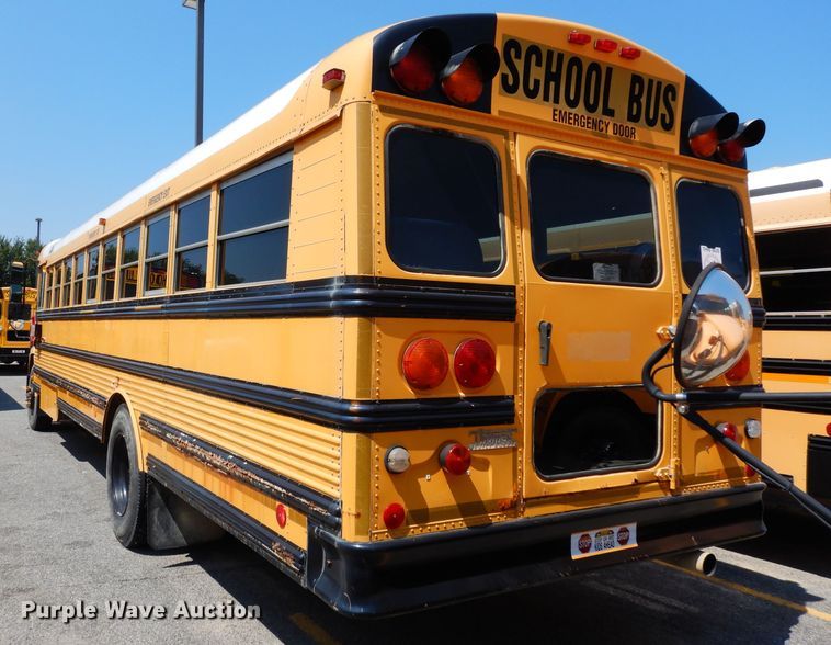 image for item DJ4417 2003 Freightliner FS65 Thomas Built  school bus