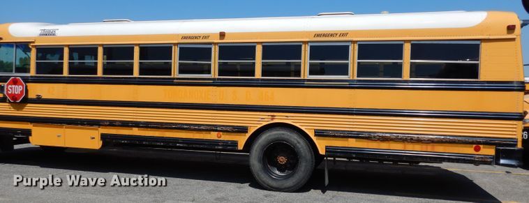 image for item DJ4417 2003 Freightliner FS65 Thomas Built  school bus