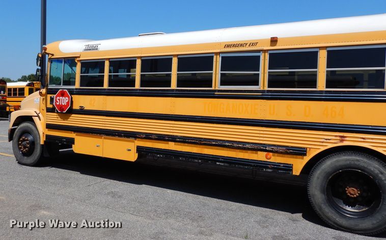 image for item DJ4417 2003 Freightliner FS65 Thomas Built  school bus