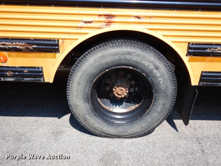 image for item DJ4417 2003 Freightliner FS65 Thomas Built  school bus