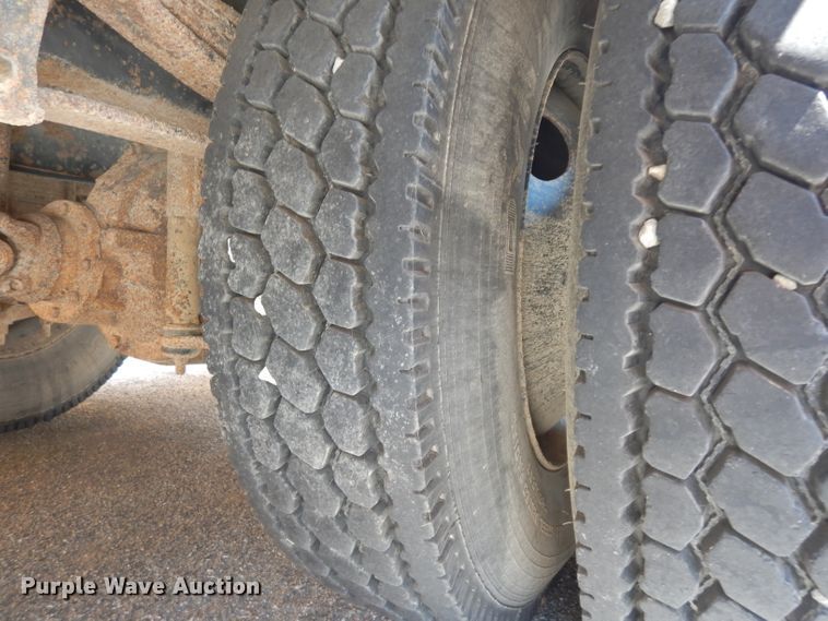 image for item DJ4417 2003 Freightliner FS65 Thomas Built  school bus