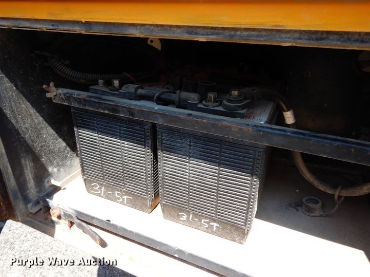 image for item DJ4417 2003 Freightliner FS65 Thomas Built  school bus