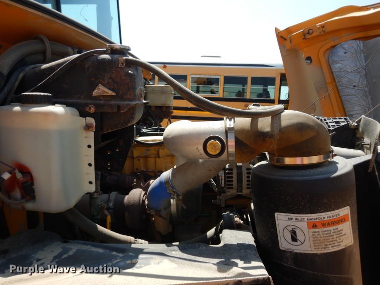 image for item DJ4417 2003 Freightliner FS65 Thomas Built  school bus