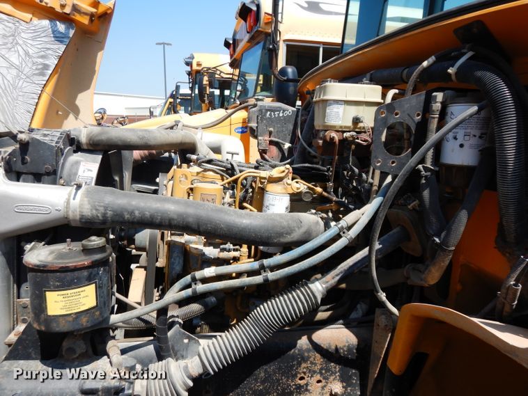 image for item DJ4417 2003 Freightliner FS65 Thomas Built  school bus