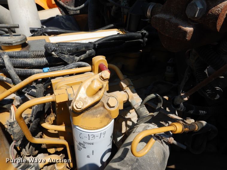 image for item DJ4417 2003 Freightliner FS65 Thomas Built  school bus