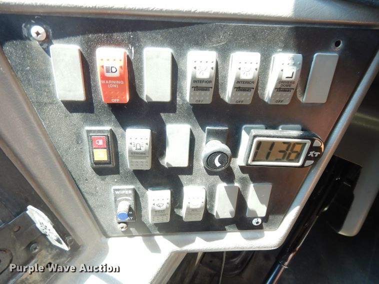 image for item DJ4417 2003 Freightliner FS65 Thomas Built  school bus