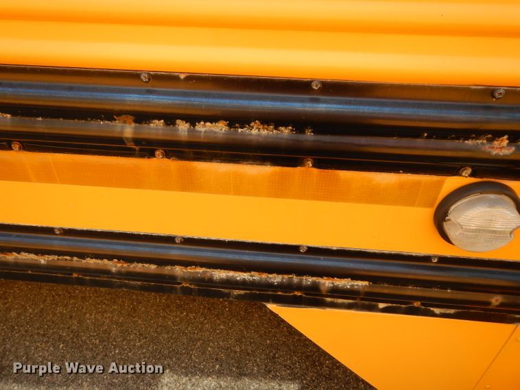 image for item DJ4417 2003 Freightliner FS65 Thomas Built  school bus