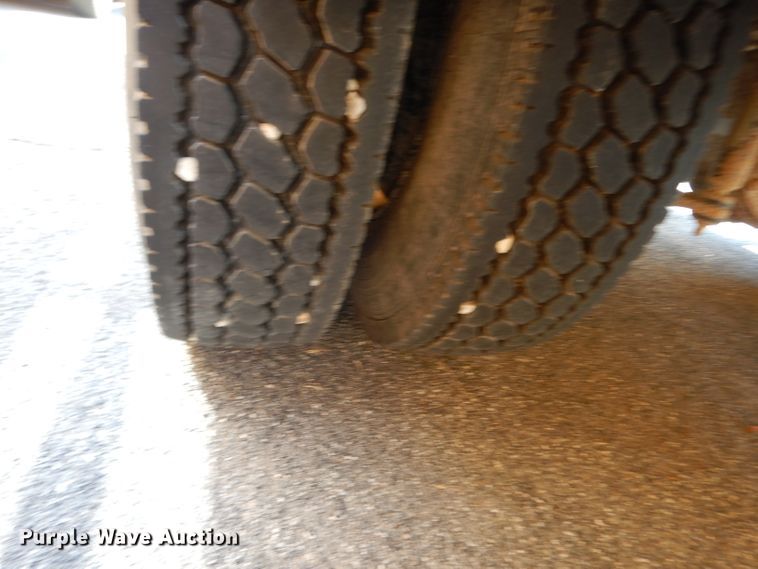 image for item DJ4417 2003 Freightliner FS65 Thomas Built  school bus