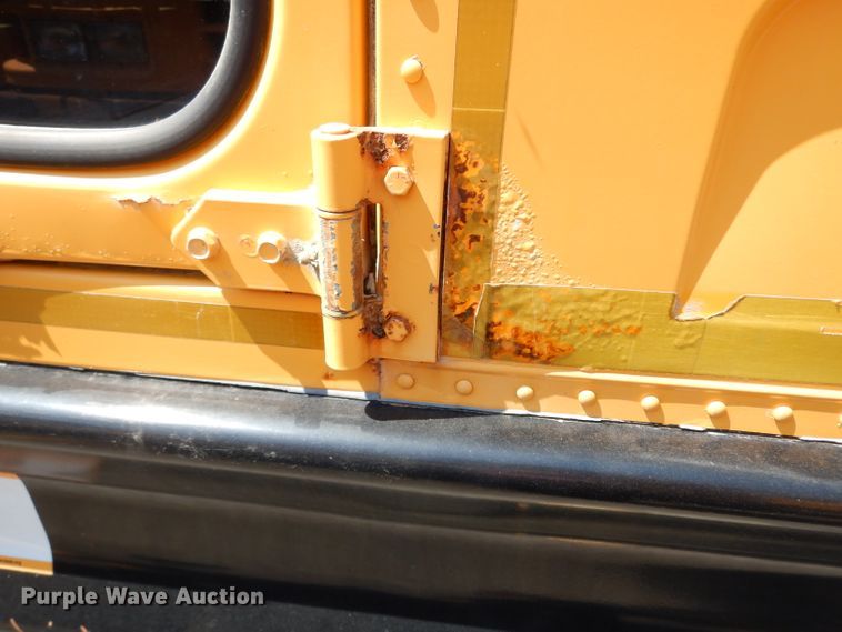 image for item DJ4417 2003 Freightliner FS65 Thomas Built  school bus