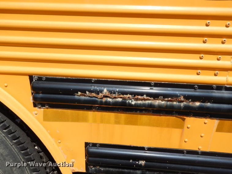 image for item DJ4417 2003 Freightliner FS65 Thomas Built  school bus