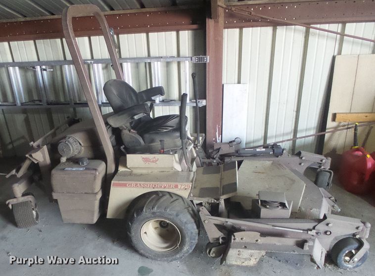 image for item EL9231 Grasshopper 729T6 ZTR lawn mower