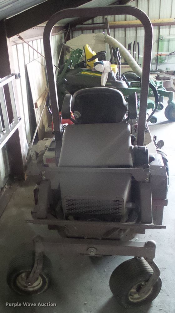 image for item EL9231 Grasshopper 729T6 ZTR lawn mower