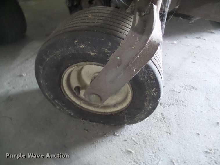 image for item EL9231 Grasshopper 729T6 ZTR lawn mower