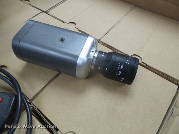 image for item EL9232 Approximately 25 security cameras