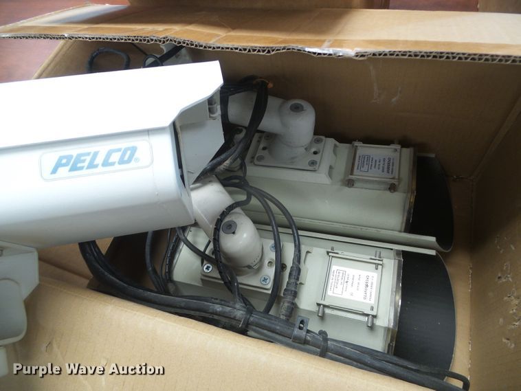 image for item EL9232 Approximately 25 security cameras