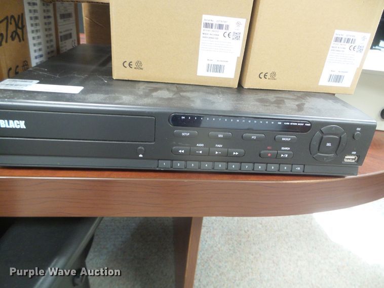 image for item EL9232 Approximately 25 security cameras