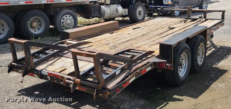 image for item EL9993 2011 Lamar utility trailer