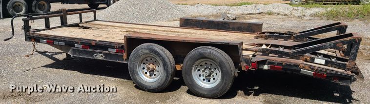 image for item EL9993 2011 Lamar utility trailer