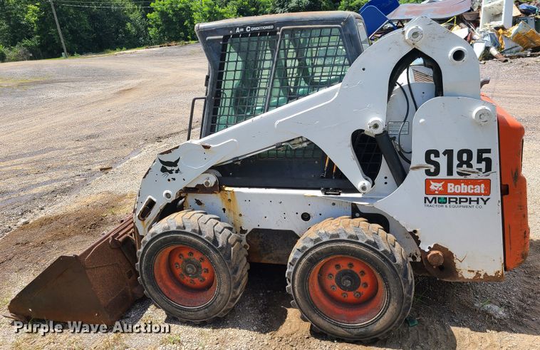 image for item EL9994 2008 Bobcat S185  skid steer loader