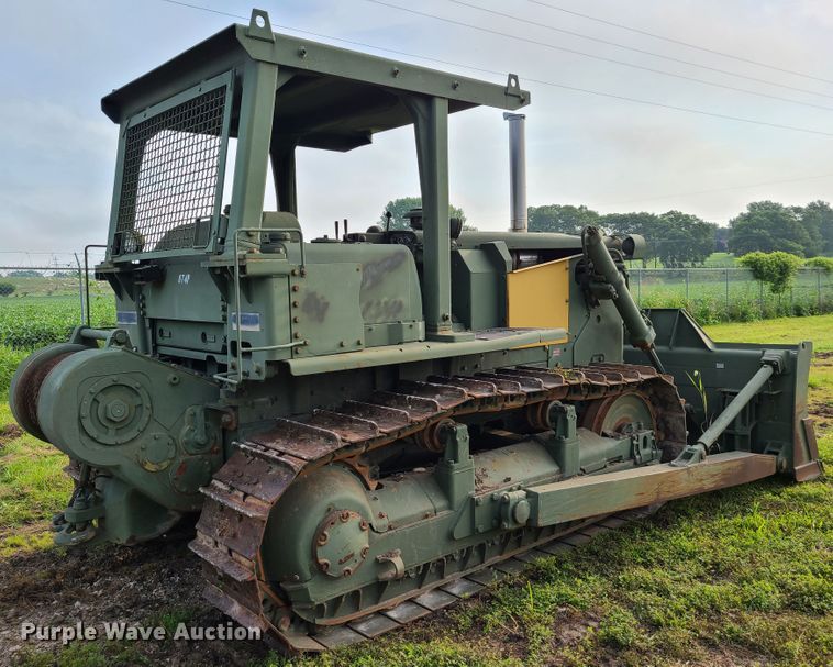 image for item EZ9129 1970 Caterpillar D7F  dozer
