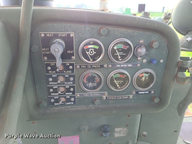 image for item EZ9129 1970 Caterpillar D7F  dozer