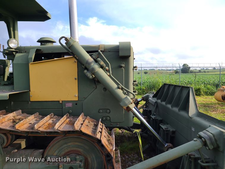 image for item EZ9129 1970 Caterpillar D7F  dozer