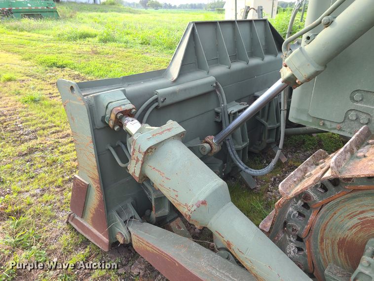 image for item EZ9129 1970 Caterpillar D7F  dozer