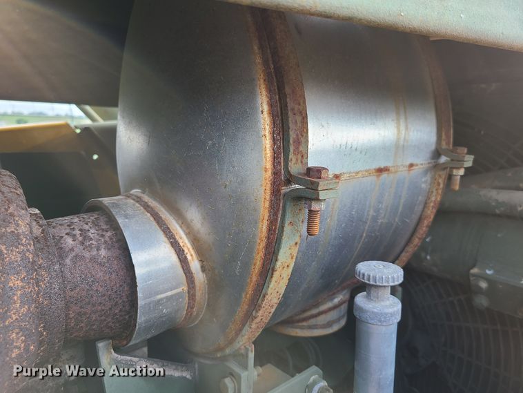 image for item EZ9129 1970 Caterpillar D7F  dozer