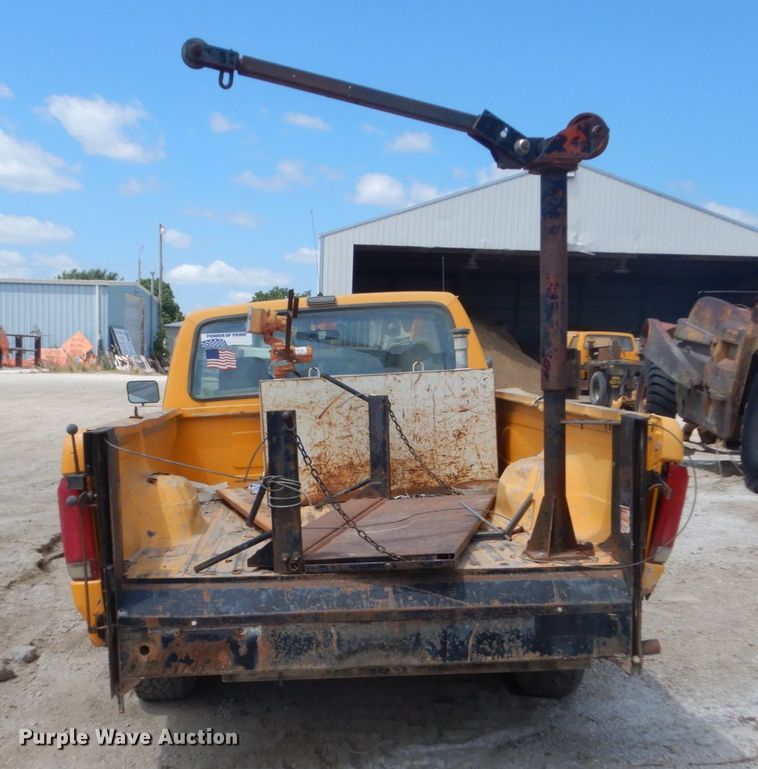 image for item FK9296 1992 Ford F150  pickup truck