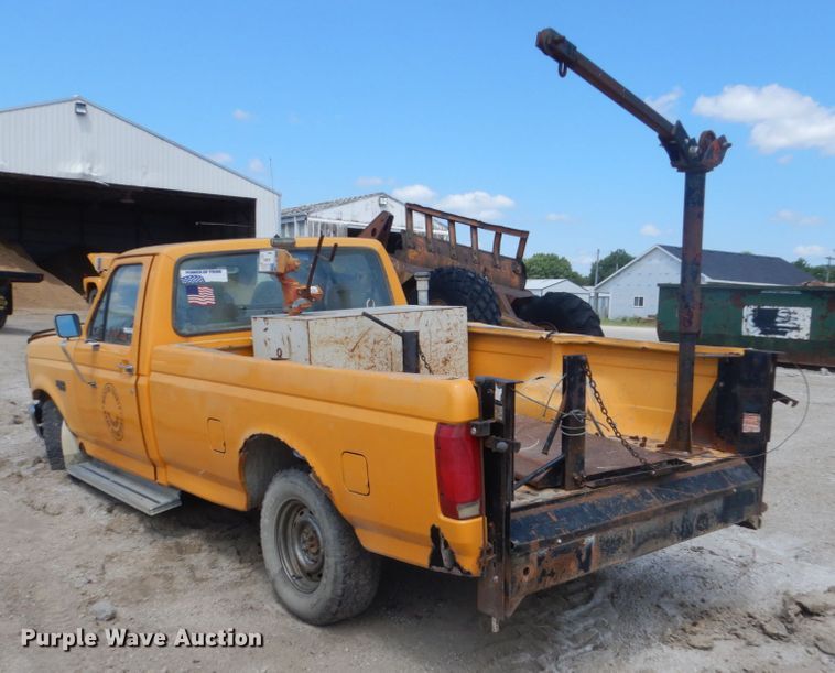 image for item FK9296 1992 Ford F150  pickup truck