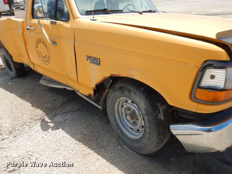 image for item FK9296 1992 Ford F150  pickup truck