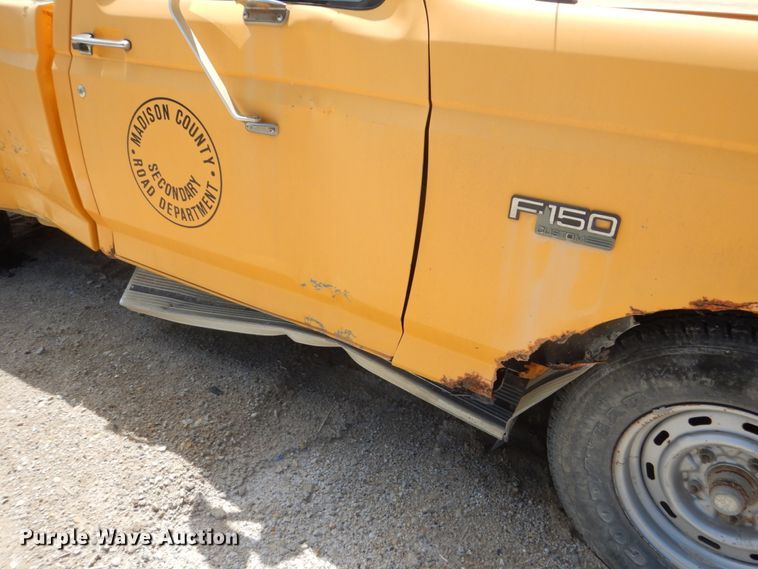 image for item FK9296 1992 Ford F150  pickup truck