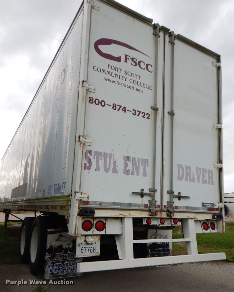 image for item FN9341 1994 Trailmobile dry van trailer