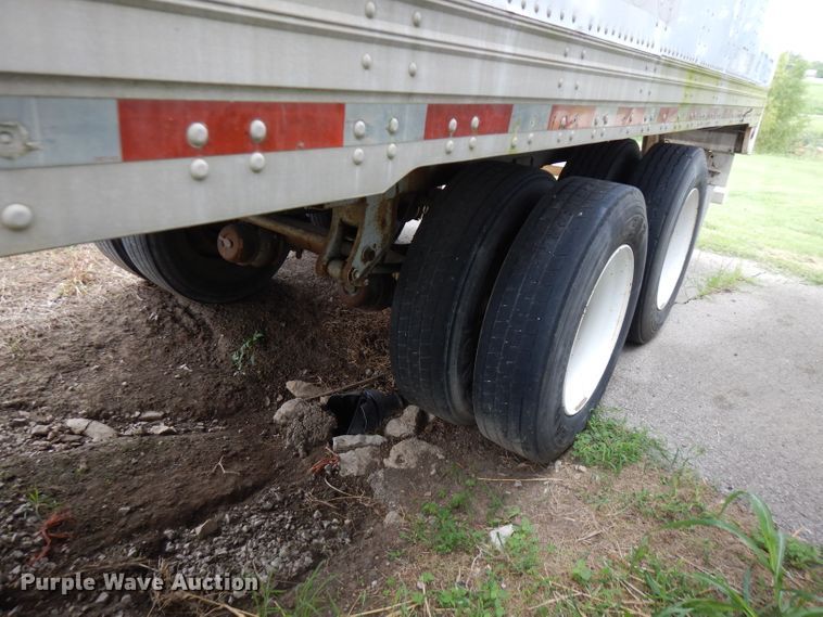 image for item FN9341 1994 Trailmobile dry van trailer