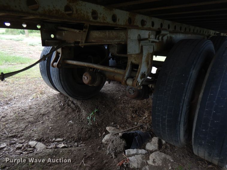 image for item FN9341 1994 Trailmobile dry van trailer