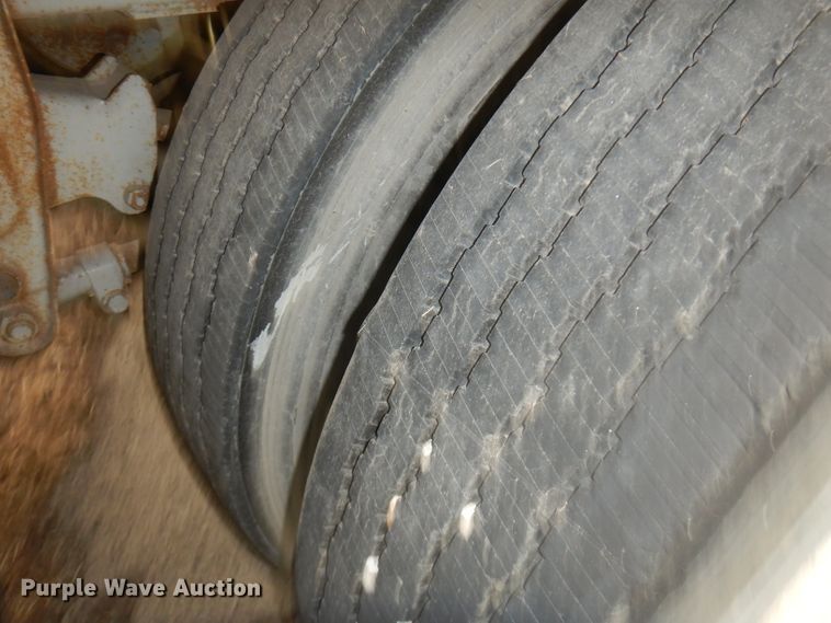 image for item FN9341 1994 Trailmobile dry van trailer