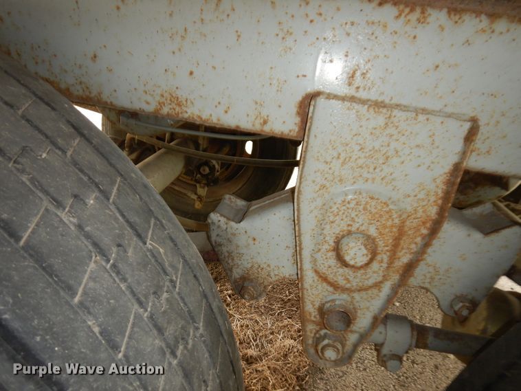 image for item FN9341 1994 Trailmobile dry van trailer