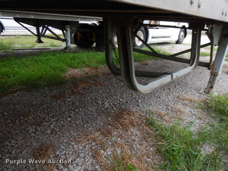 image for item FN9341 1994 Trailmobile dry van trailer