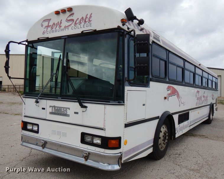 image for item FN9343 2000 Thomas Built Saf-T-Liner MVP  coach bus