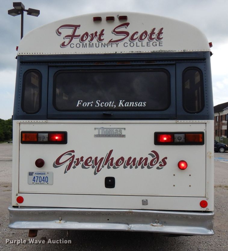 image for item FN9343 2000 Thomas Built Saf-T-Liner MVP  coach bus