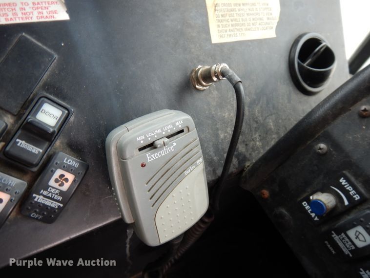 image for item FN9343 2000 Thomas Built Saf-T-Liner MVP  coach bus