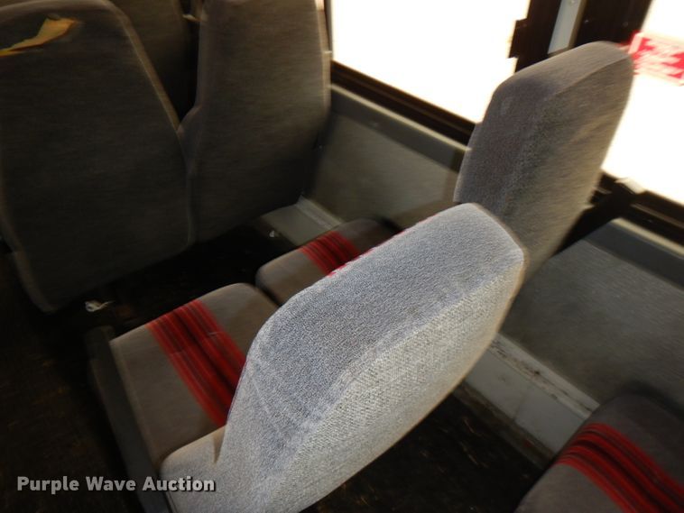 image for item FN9343 2000 Thomas Built Saf-T-Liner MVP  coach bus