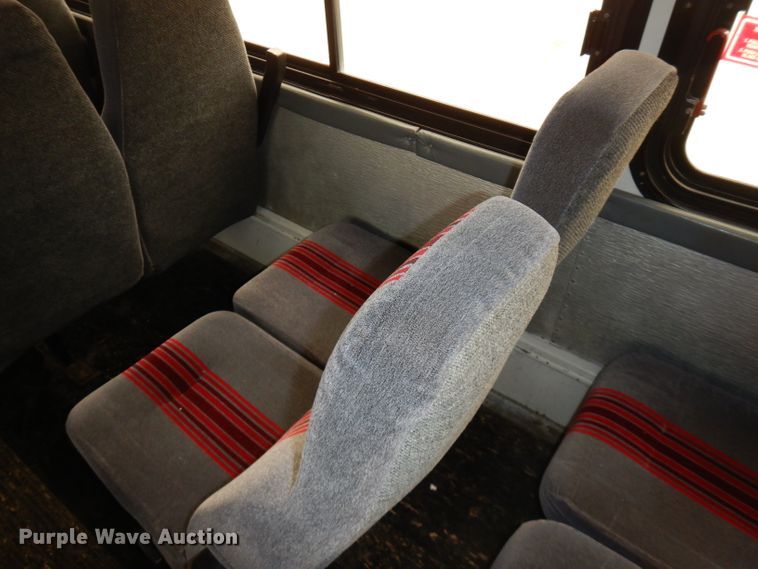 image for item FN9343 2000 Thomas Built Saf-T-Liner MVP  coach bus