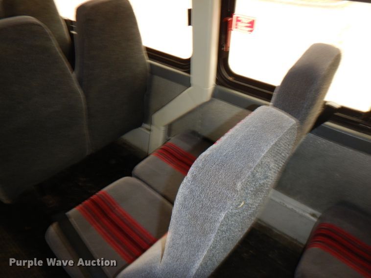 image for item FN9343 2000 Thomas Built Saf-T-Liner MVP  coach bus